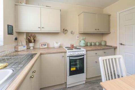 KITCHEN/DINER AND LIVING ROOM