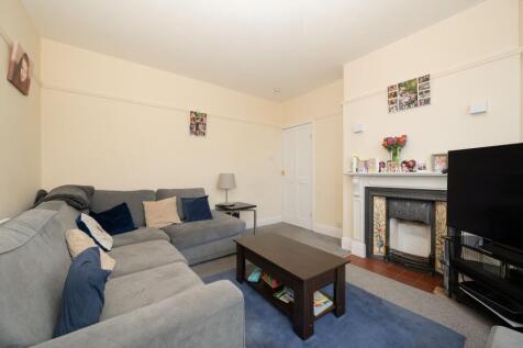 KITCHEN, DINER AND LIVING ROOM