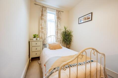 BEDROOMS AND BATHROOMS