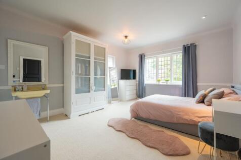 BEDROOMS AND BATHROOMS