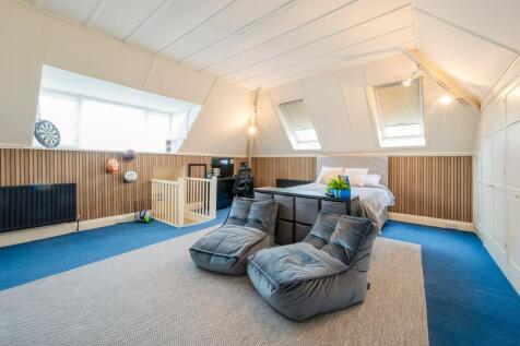 BEDROOMS AND BATHROOMS