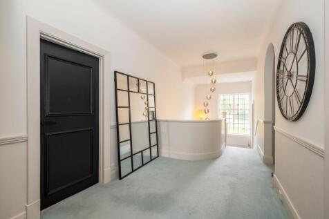 ENTRANCE HALLWAY AND LANDING