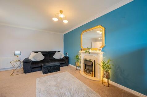 SITTING/DINING ROOM AND KITCHEN