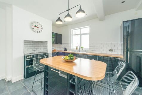 SITTING ROOM DINING ROOM AND BREAKFAST KITCHEN