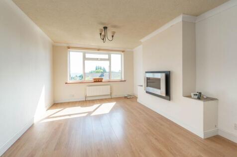 THROUGH SITTING/DINING ROOM &amp; KITCHEN