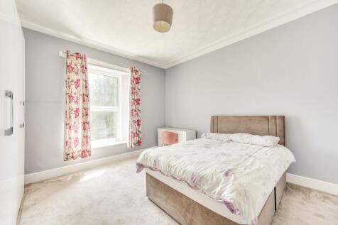 BEDROOMS AND BATHROOMS