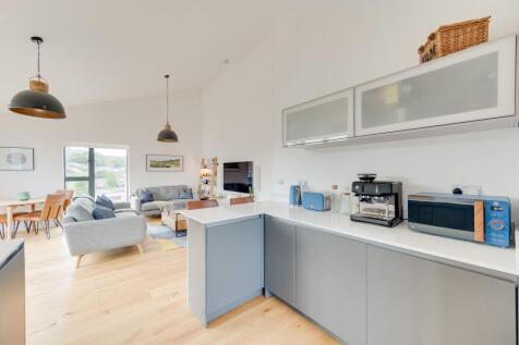 OPEN PLAN KITCHEN/DINER/LIVING ROOM