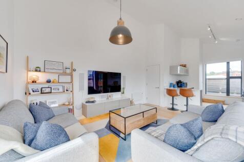 OPEN PLAN KITCHEN/DINER/LIVING ROOM