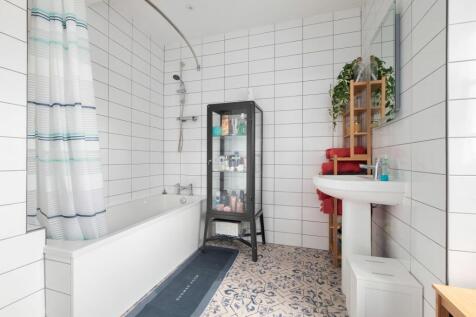 BEDROOMS AND BATHROOMS