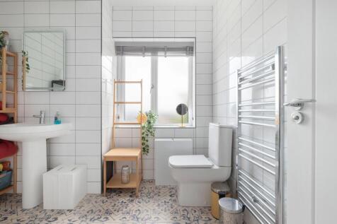 BEDROOMS AND BATHROOMS