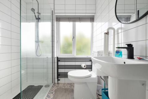 BEDROOMS AND BATHROOMS