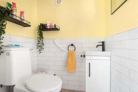 DOWNSTAIRS SHOWER ROOM AND W/CS