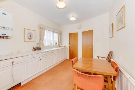 KITCHEN, DINING ROOM AND LOUNGE