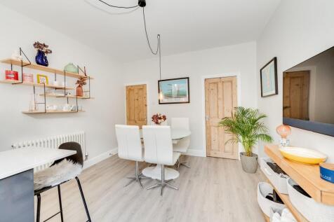 KITCHEN, DINER AND LIVING ROOM