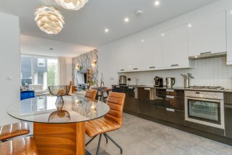 KITCHEN/DINER AND LIVING ROOM