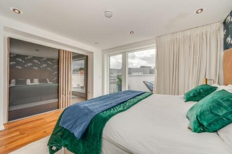 BEDROOMS AND BATHROOMS