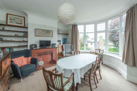 LOUNGE DINING ROOM AND KITCHEN
