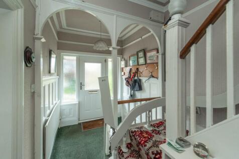 ENTRANCE HALLWAY AND LANDING