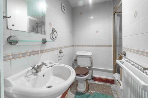 BEDROOMS AND BATHROOMS