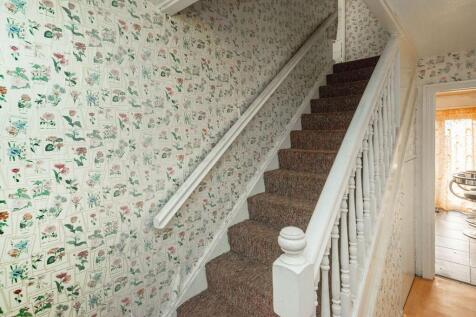 ENTRANCES AND HALLWAY