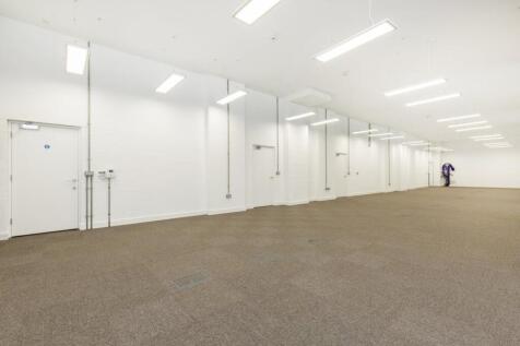 Units 14 River Gardens Walk 7.jpg