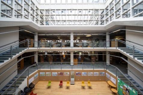 Uxbridge Library 22.jpg