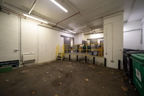 Uxbridge Library 26.jpg