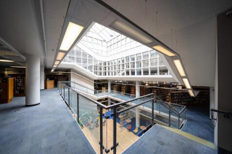 Uxbridge Library 31.jpg