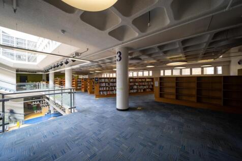 Uxbridge Library 33.jpg