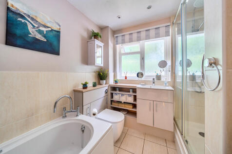 1369169-11-68ef7d...