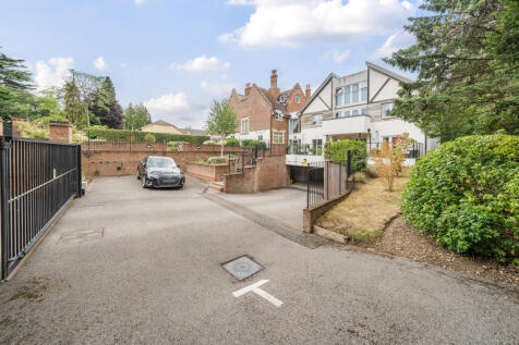 1327940-1-687fa67...