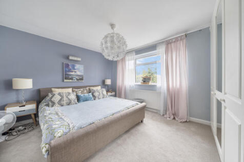 1360063-12-68e003...