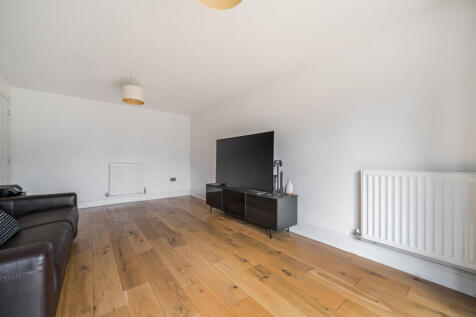 1369838-10-69048b...