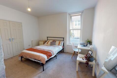 13-Christina-Terrace-Bedroom(13)