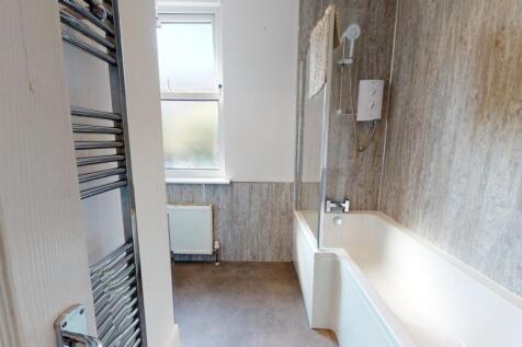 13-Christina-Terrace-Bathroom