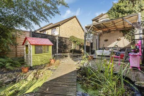 Rear Garden (South Facing)