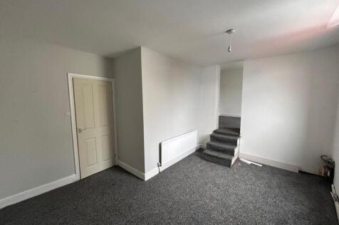 13 Railway Street - Living Room