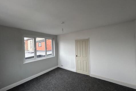 14 Railway Street - Living Room