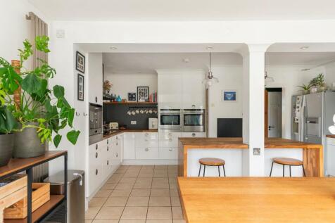 2D6CBH - KitchenDiner D.jpg