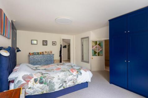0W2PCN - Bedroom A.jpg