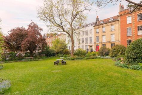 GF5FDSHS - Communal Garden A.jpg