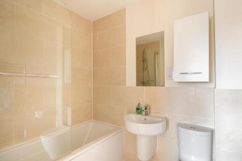 0G7CLCV - Bathroom B.jpg