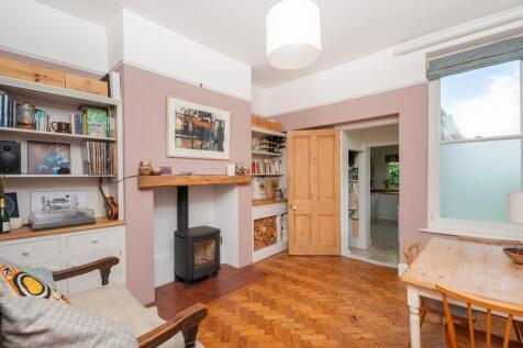 G8F9FERSD - Dining Room C.jpg