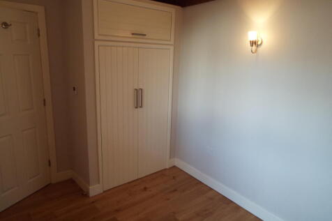 Bedroom (2)