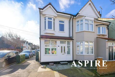 Aspire Estate Agents666.jpg
