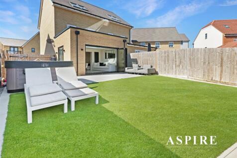 WhatsApp Image 2025-05-20 at 13.49.33 (4).jpg