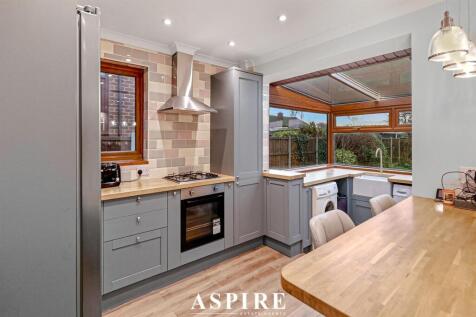 2_color matte.00_00_20_41.still001.jpg