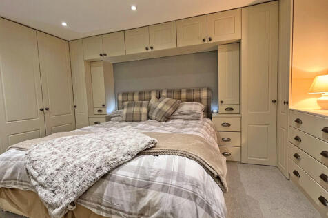 thumbnail_IMG_843...