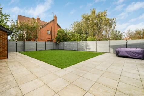 11 Warton Drive1.jpg