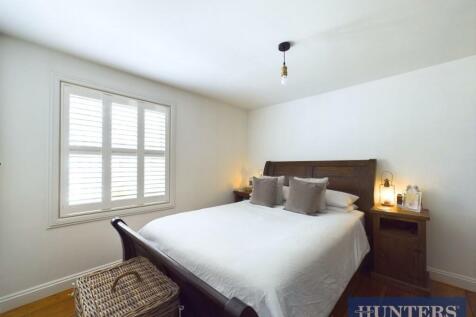 CAM01450G0-PR0100-STILL018.jpg